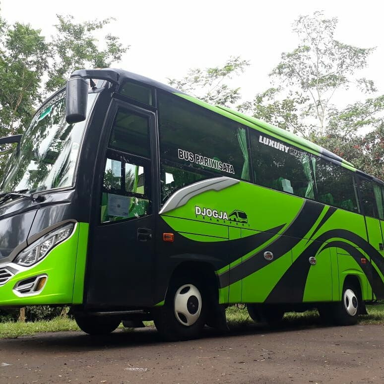 Sewa Bus wisata Jogja yang Begitu Nyaman Dengan 31 Seat