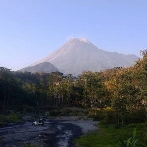 puncak merapi jogja