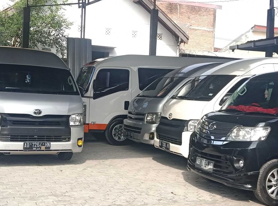 Sewa Mobil Calya Mulai dari 400, Avanza 450, Hiace 900, Elf long 950